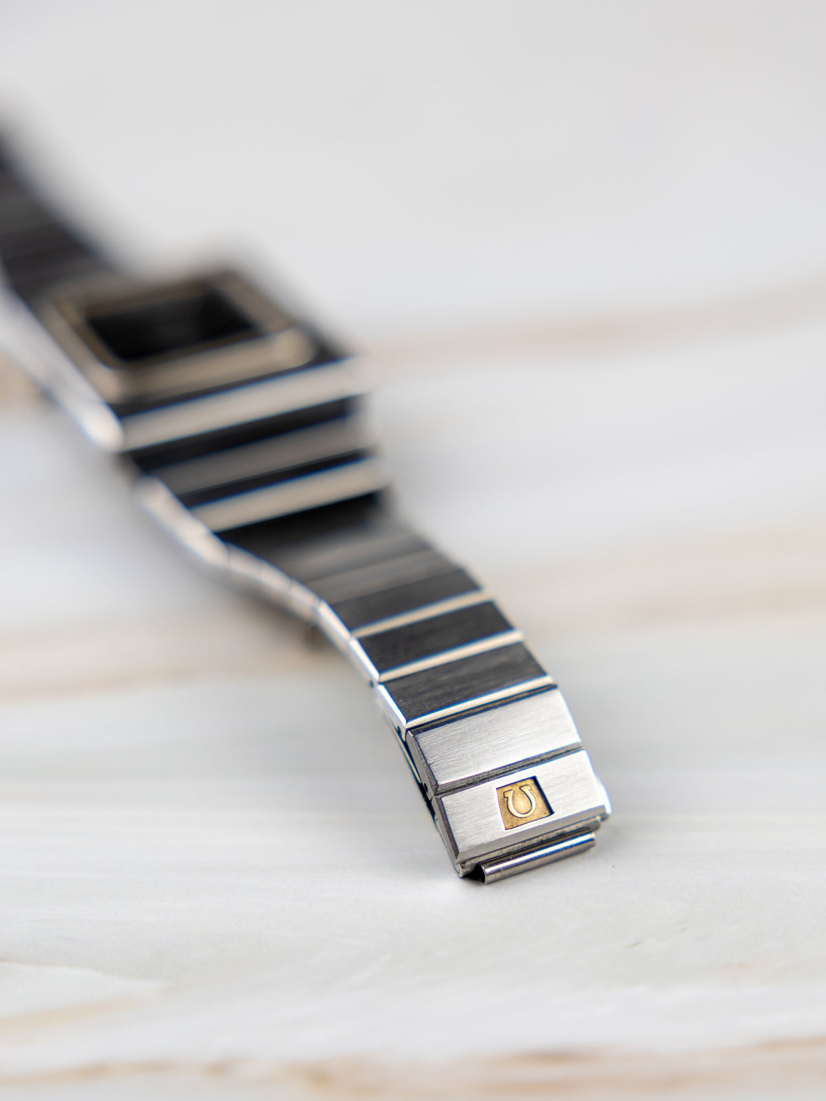 Omega Constellation 2000 Ref.355.0814 – Vintage Men's Watch Black Dial 1970s | Cal. 711 Automatic Ultra-Thin