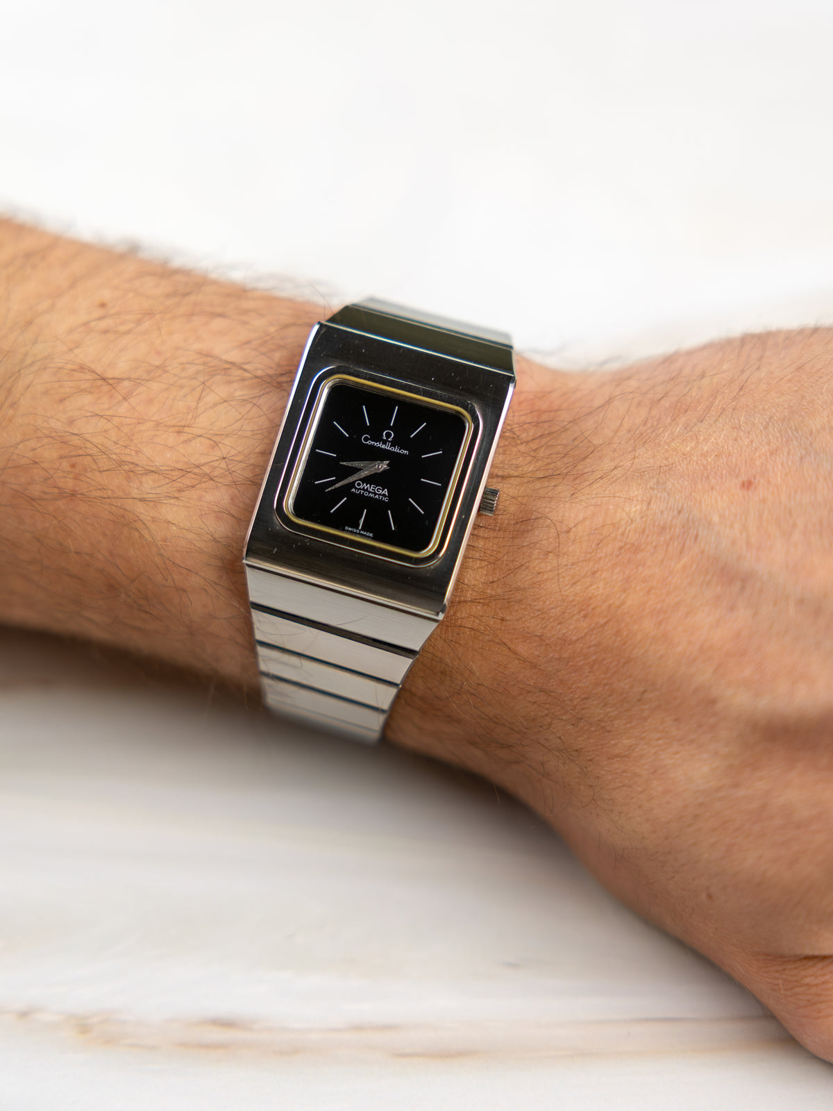 Omega Constellation 2000 Ref.355.0814 – Vintage Men's Watch Black Dial 1970s | Cal. 711 Automatic Ultra-Thin