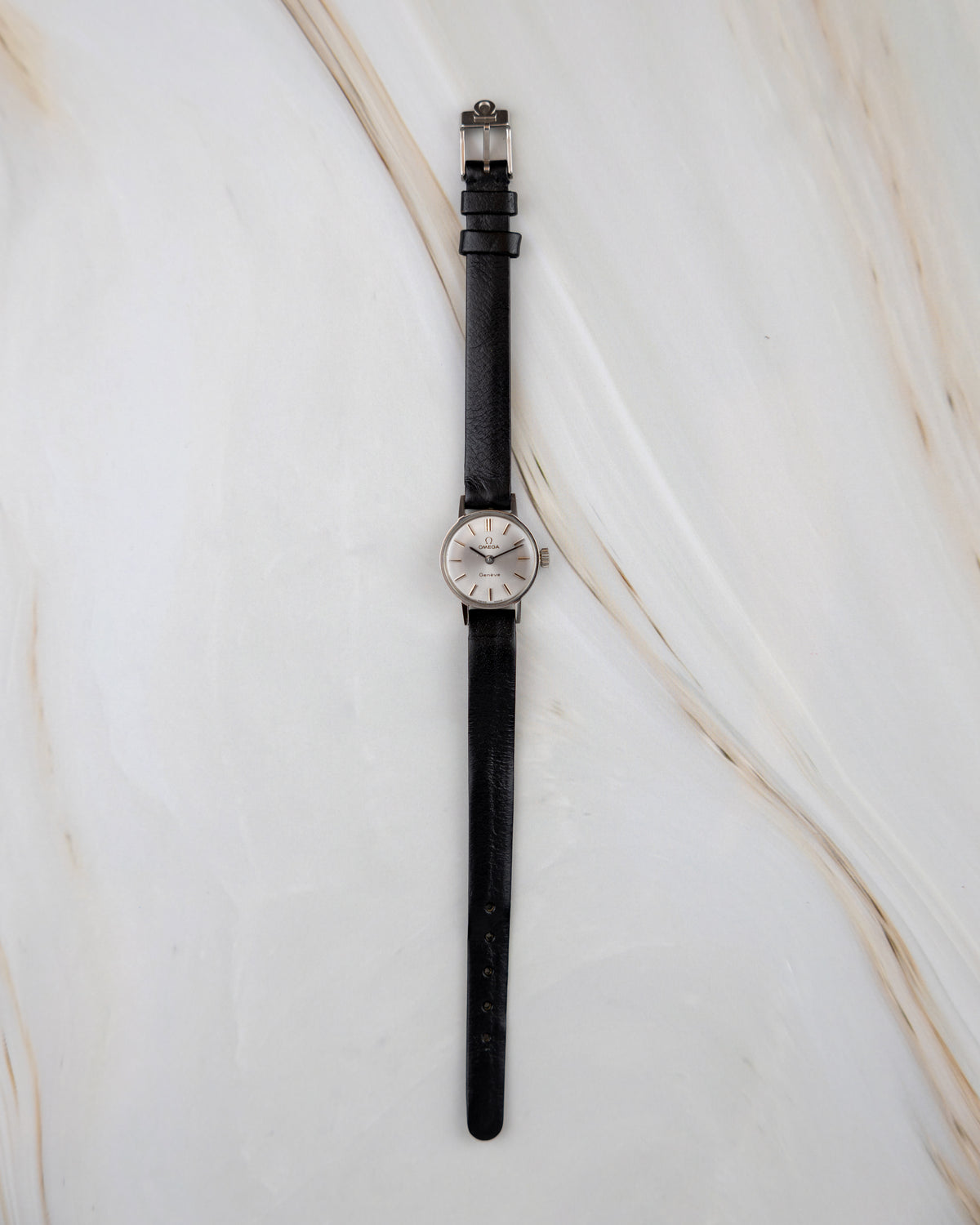 Omega Genève Ref.511.0426 Vintage Ladies Watch | Silver Sunburst Dial | 1972 | Cal.485