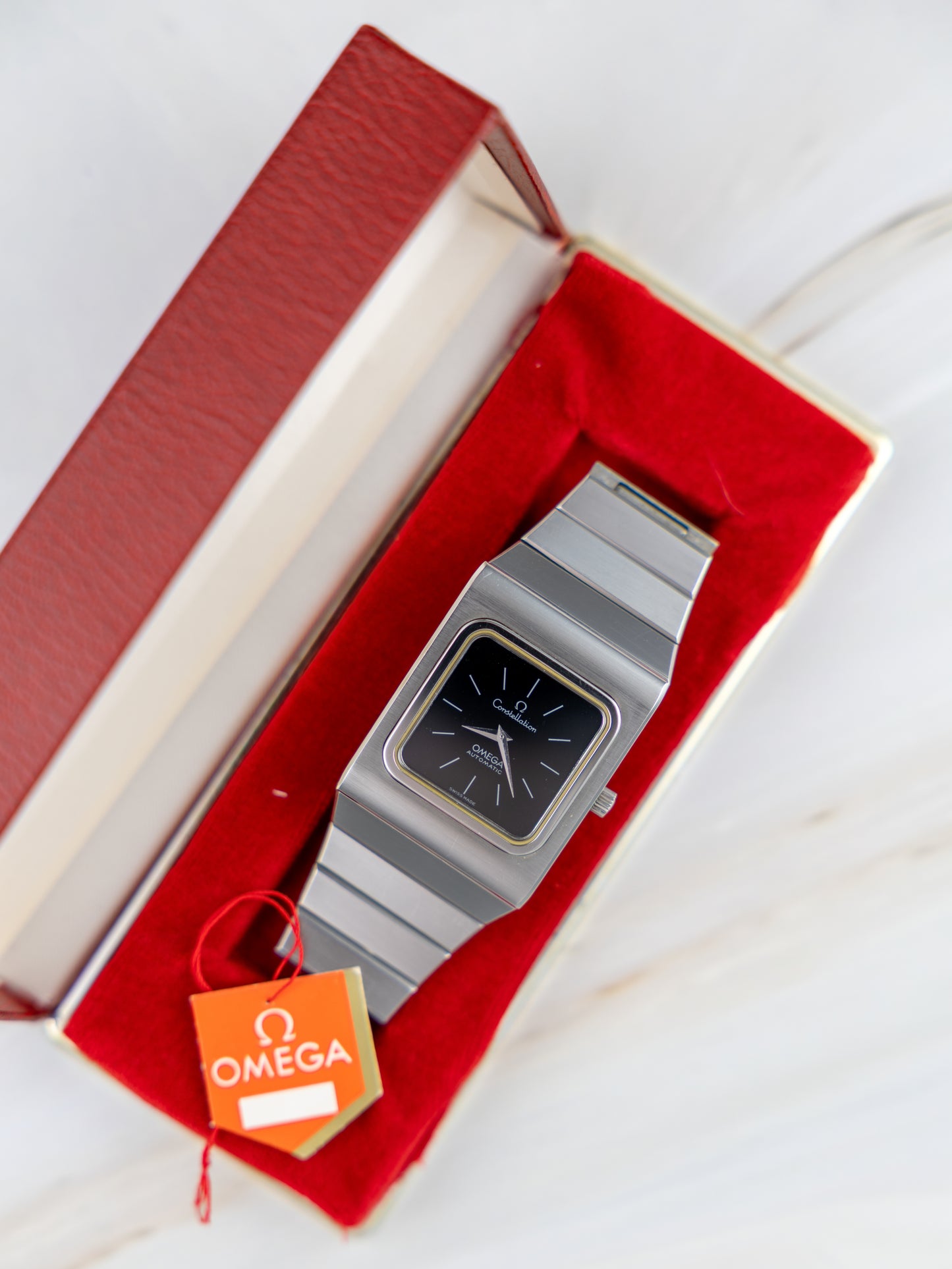Omega Constellation 2000 Ref.355.0814 – Vintage Men's Watch Black Dial 1970s | Cal. 711 Automatic Ultra-Thin