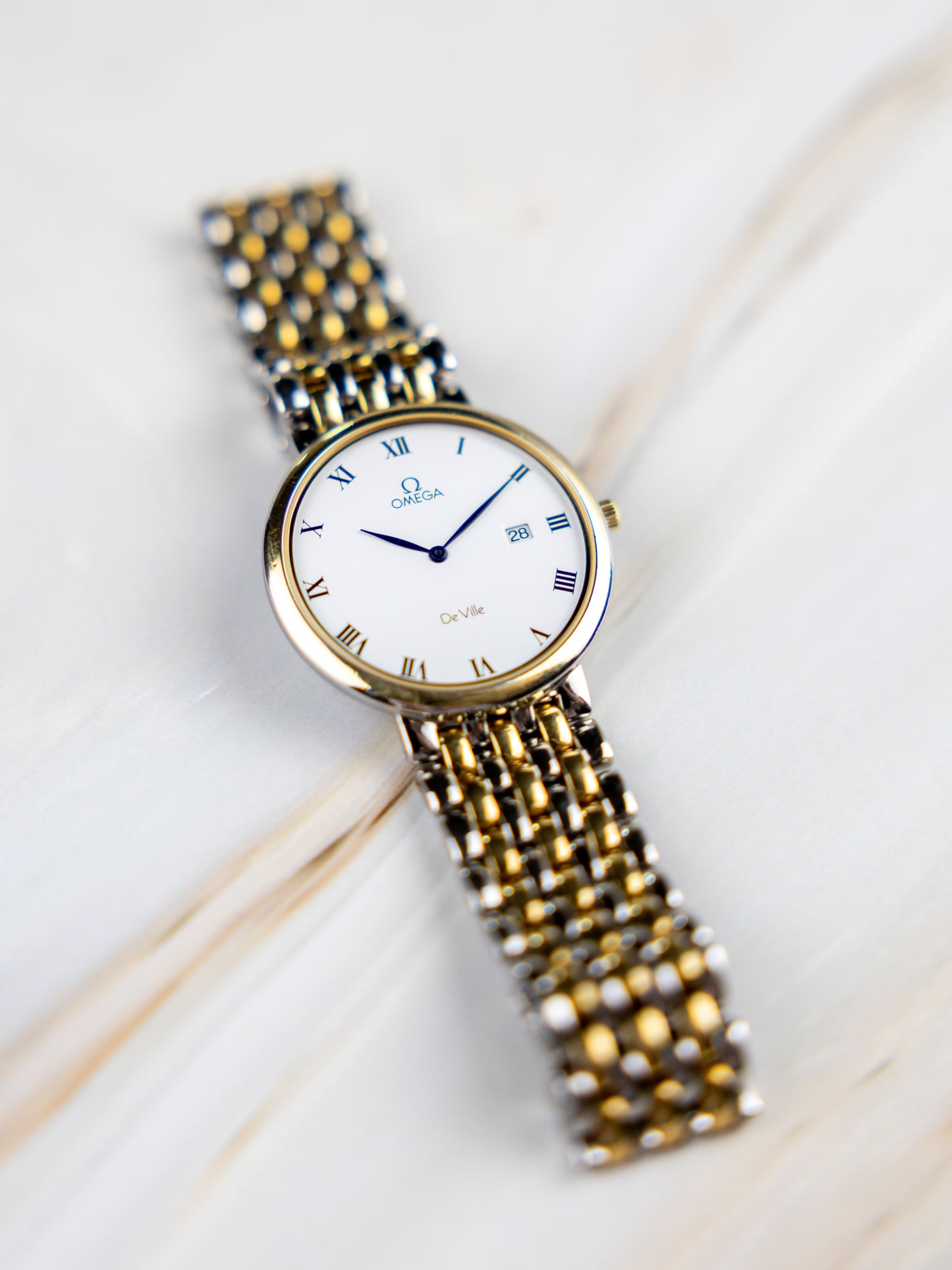 Omega De Ville Ref. 396.2379 – Vintage Men's Watch White Dial 1991 | Cal. 1379 Quartz Two-Tone