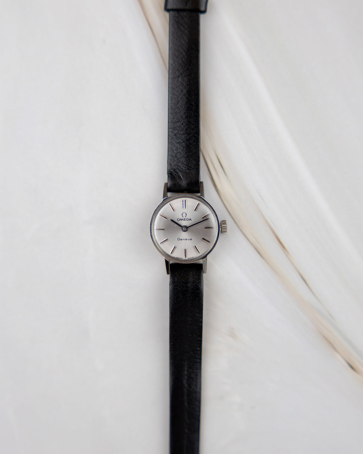 Omega Genève Ref.511.0426 Vintage Ladies Watch | Silver Sunburst Dial | 1972 | Cal.485