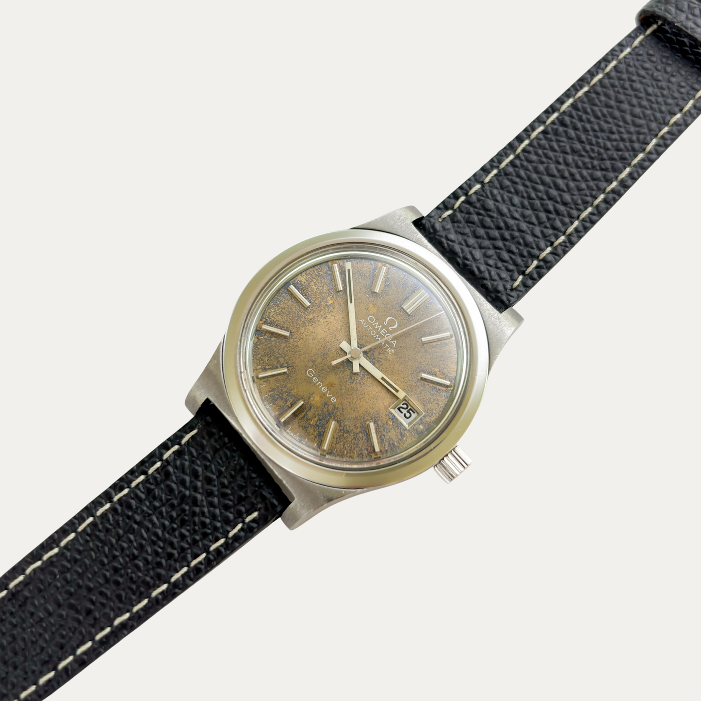 Omega Genève Ref.166.0168 — Jeans Dial | 1972
