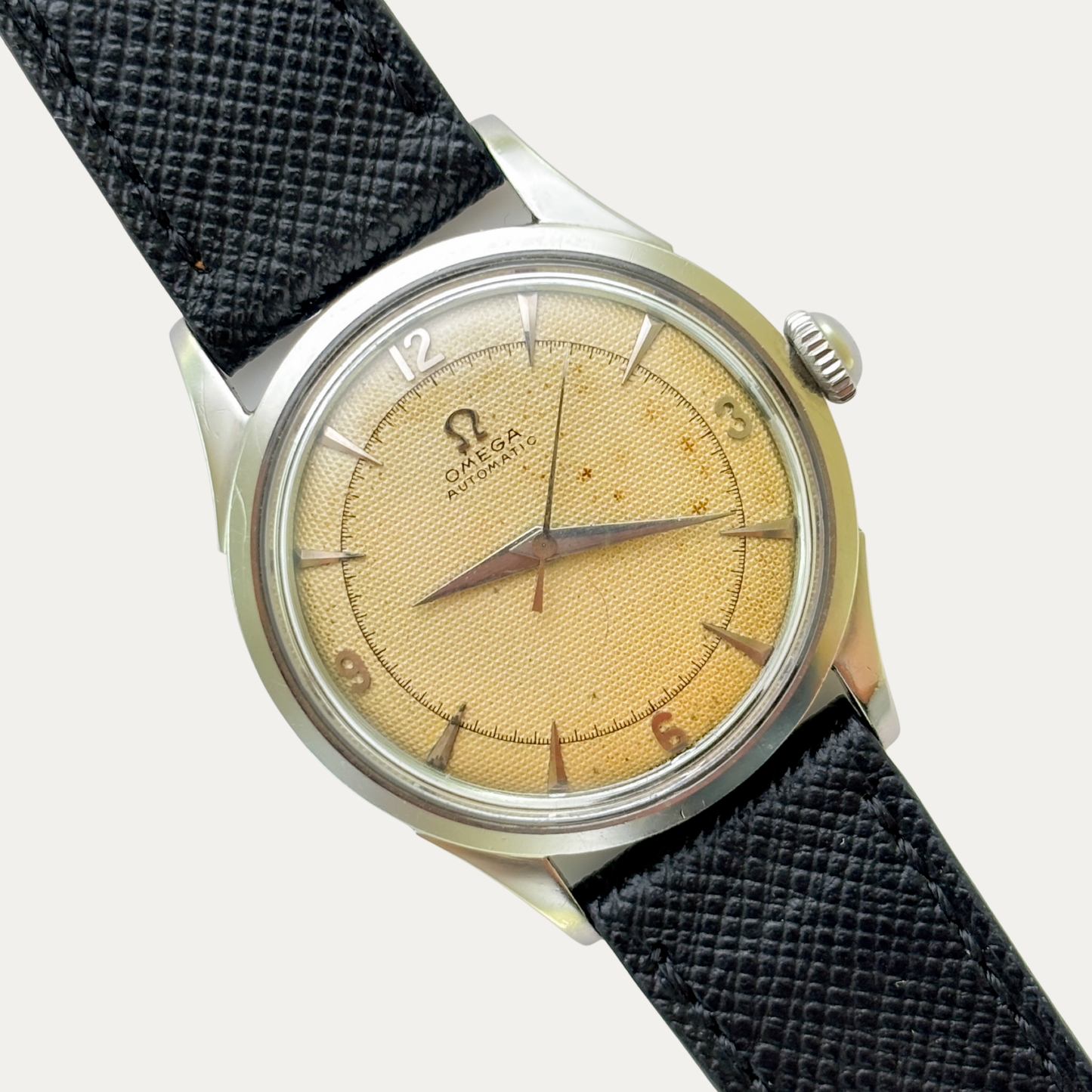 Omega 2635-5 Honeycomb Dial - Rare 1950s Automatic