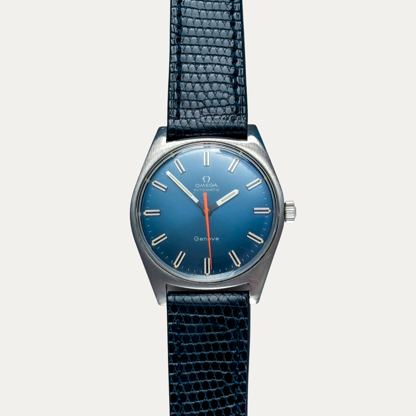 Omega Genève Ultraman Réf. 165.041 – Rare montre vintage pour homme à cadran bleu 1968