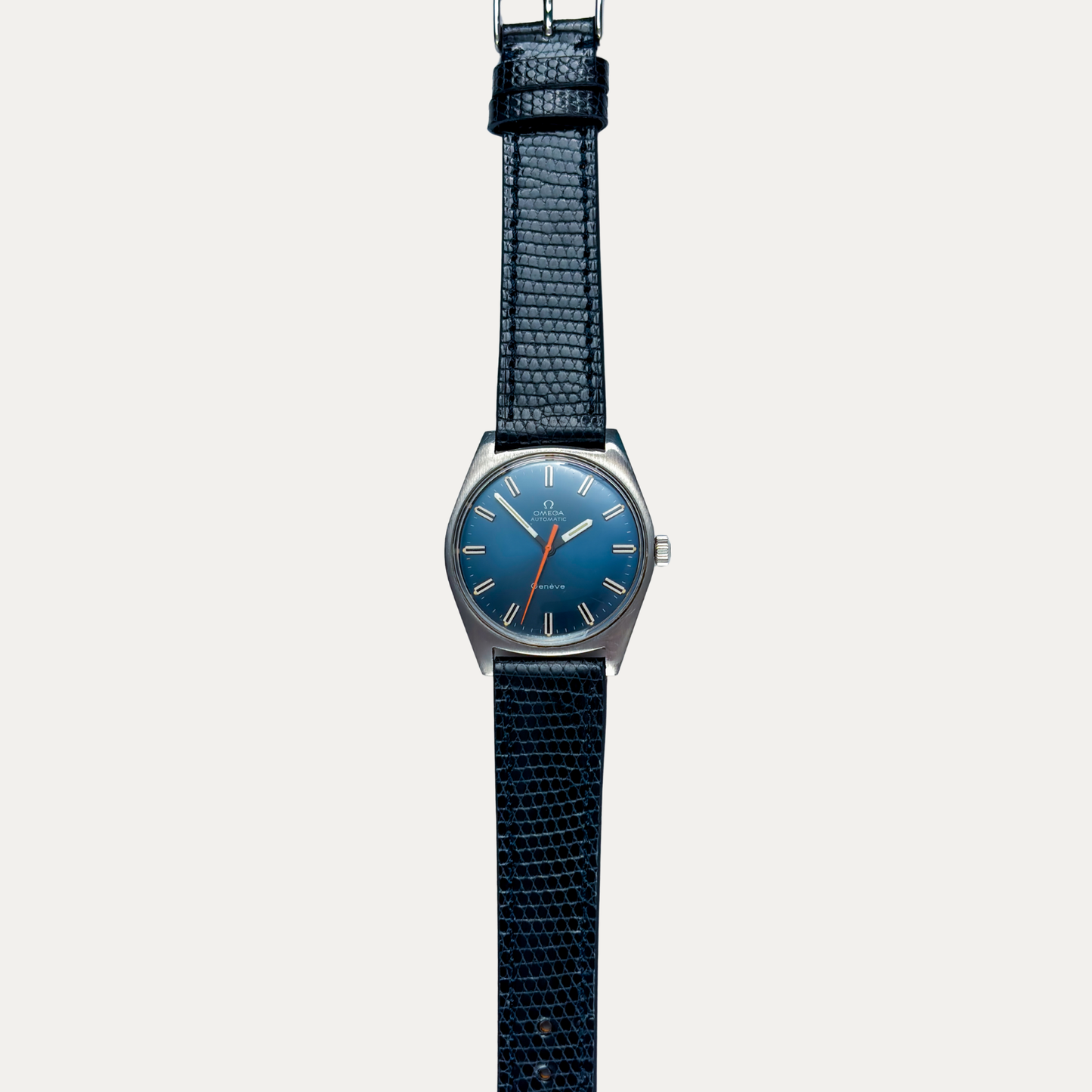 Omega Genève Ultraman Réf. 165.041 – Rare montre vintage pour homme à cadran bleu 1968