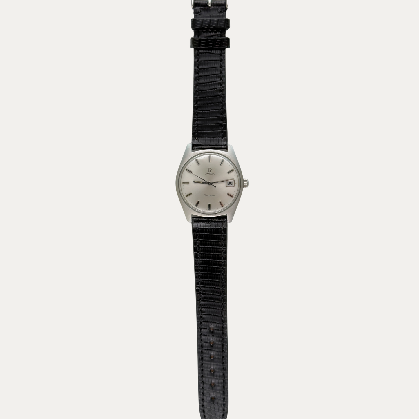Omega Genève Ref.136.041 – Vintage Men's Watch Silver Dial 1968 | Cal. 613 Manual Wind