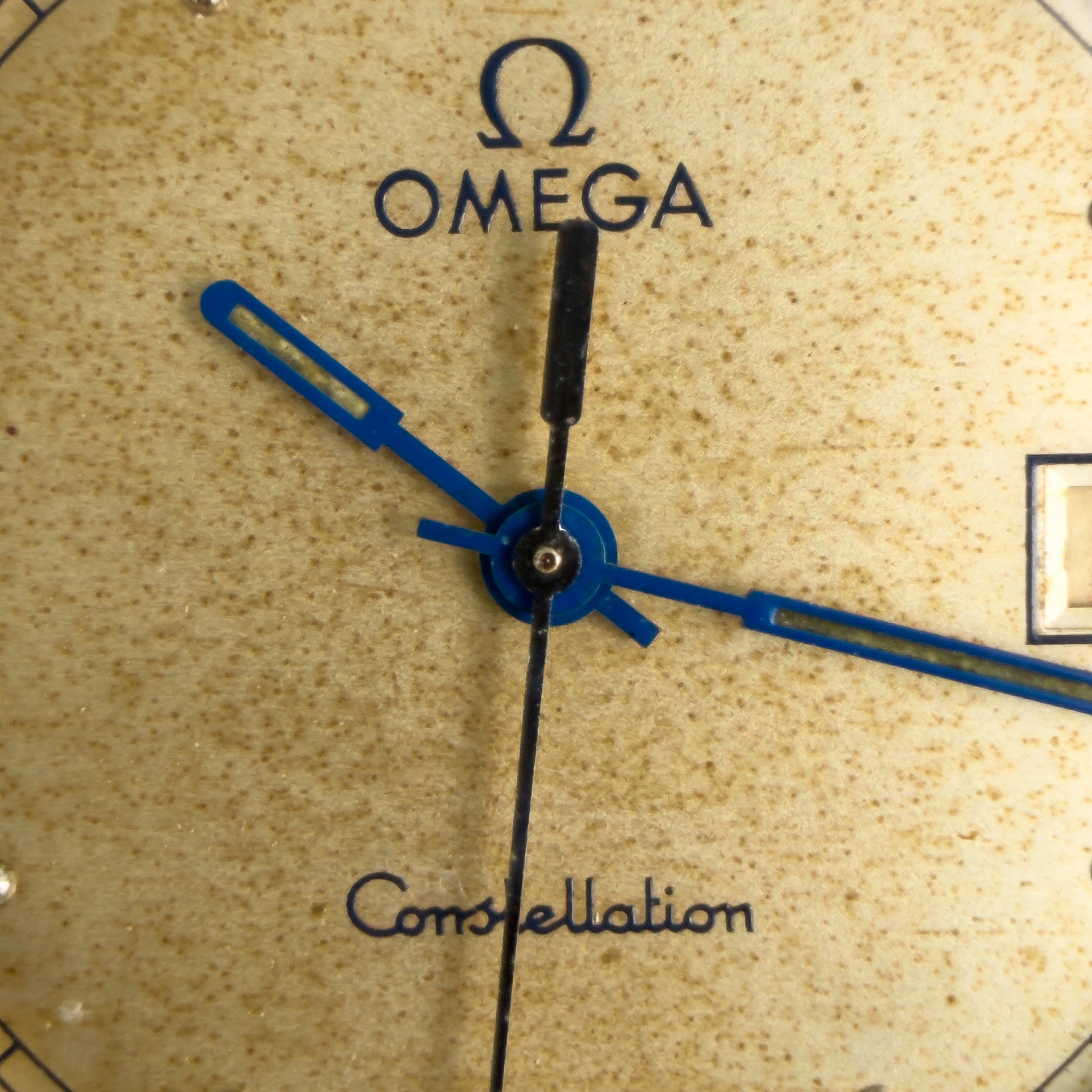 Omega Constellation Ref.396.1080 Vintage Men's Quartz Watch 1990 | Tropical Champagne Dial